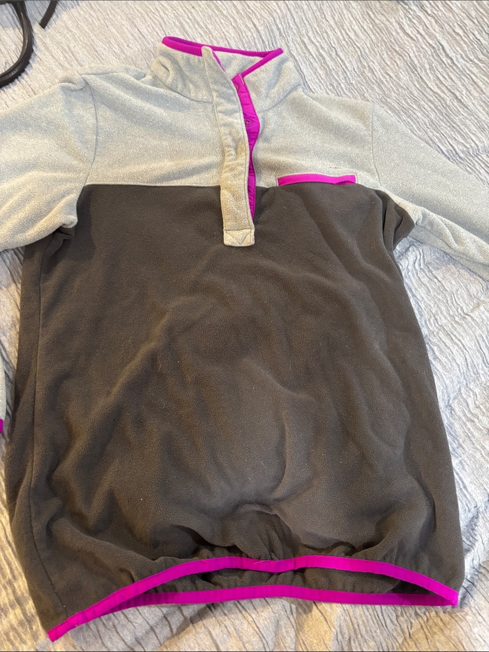 Columbia Two-Tone Fleece Pullover in Gray, Charcoal & Pink